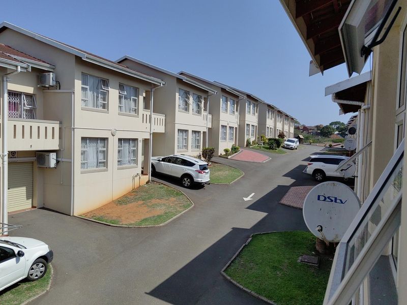 A charming and intelligent duplex located in the northern part of Durban.