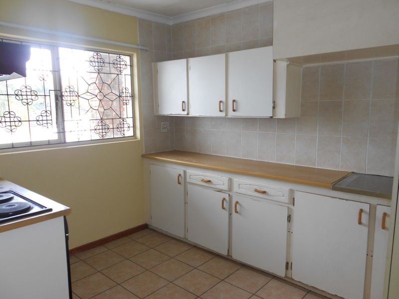 Very neat two bedroom flat to rent in Southernwood, Las Palmas