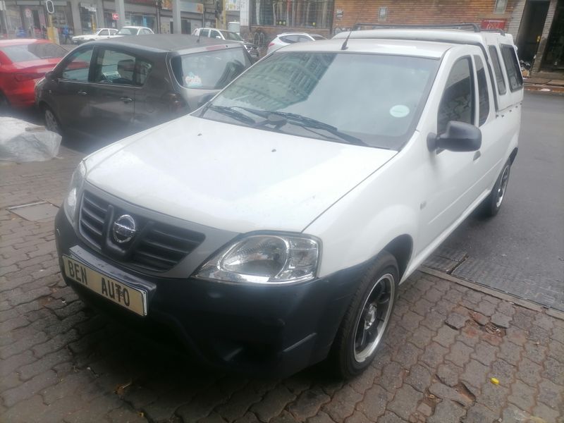 2012 Nissan NP200 1.6 S 16V, White with 155000km available now!