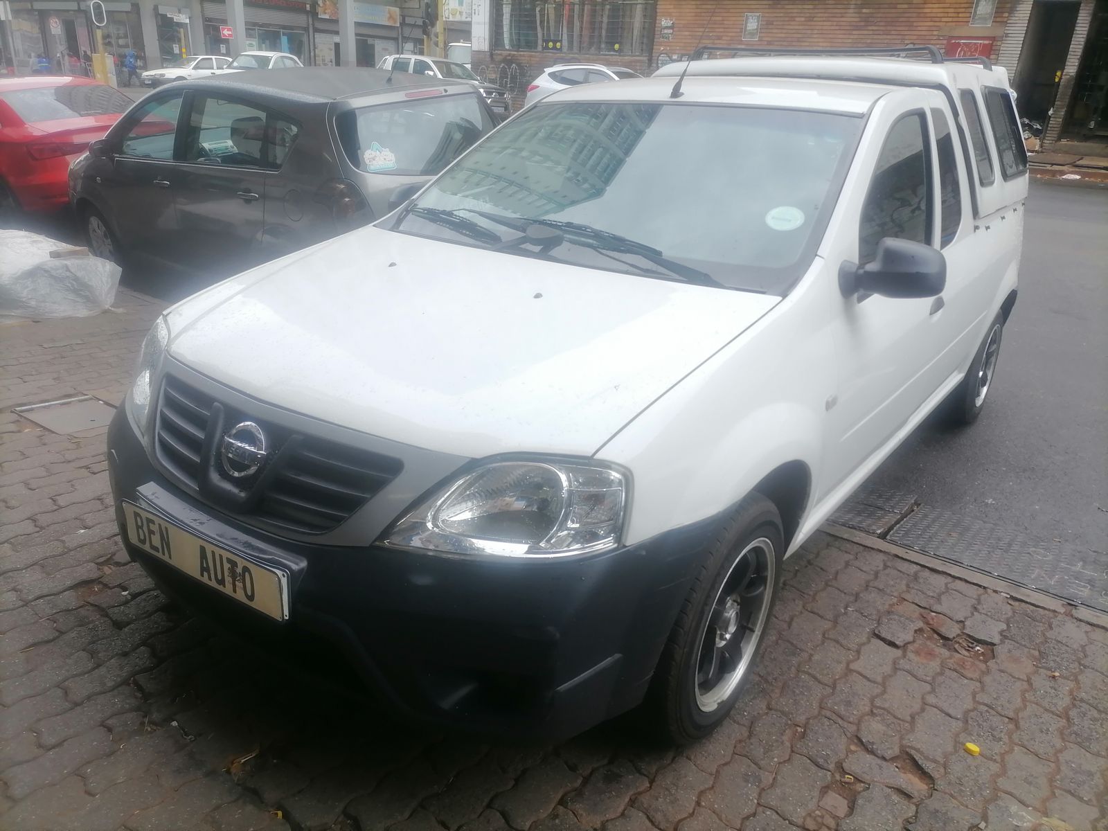 2012 Nissan NP200 1.6 S 16V, White with 155000km available now ...