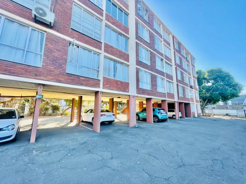 2 Bedroom Flat  for Sale in Glenwood