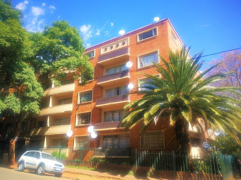 1 bedroom flat for Sale in Yeoville