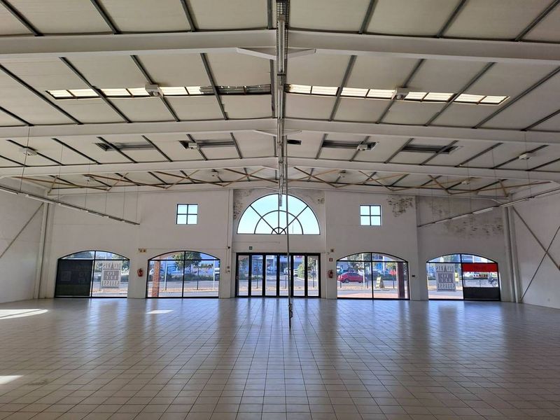 1648 m2 Retail To Rent in Parklands, Cape Town