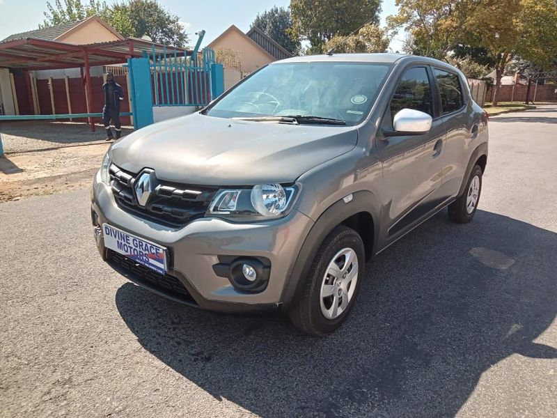 Renault Kwid 1.0 Dynamique, Grey with 87000km, for sale!