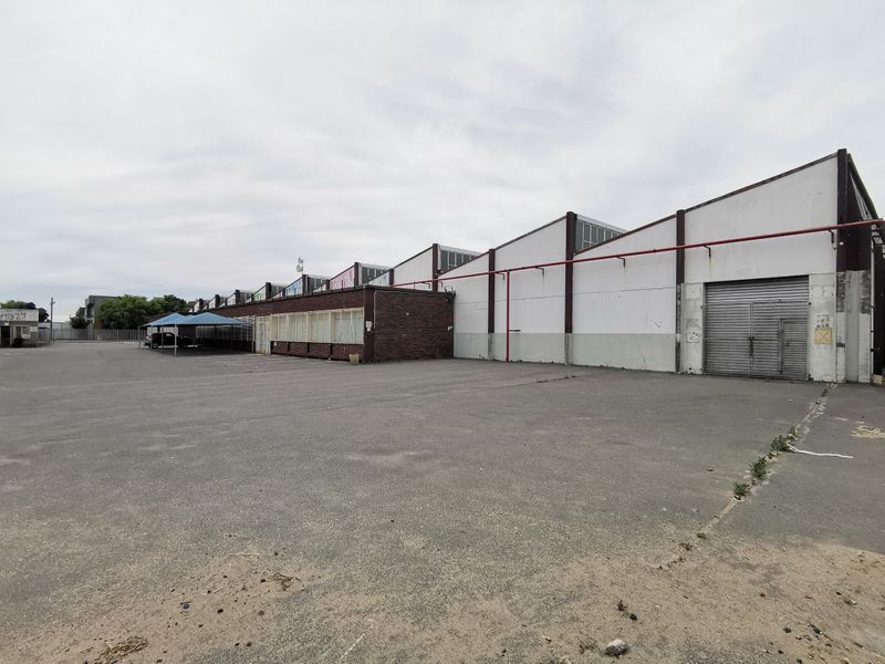 8215m2 Warehouse / Factory TO LET in Epping Industrial, Cape Town.
