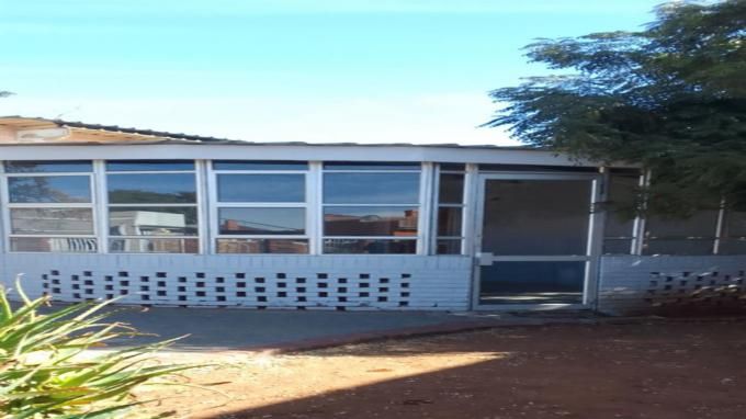 3 Bedroom with 2 Bathroom House For Sale Northern Cape