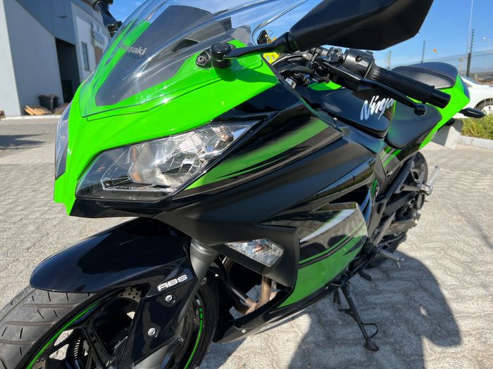 Ninja 300 abs deals 2020