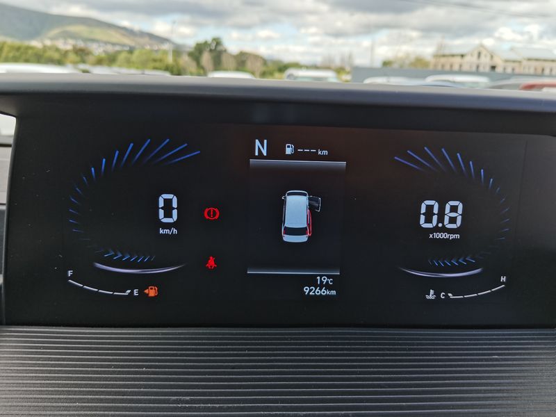 2022 Hyundai Staria MY21.11 2.2 5 Seater Multicab AT for sale!