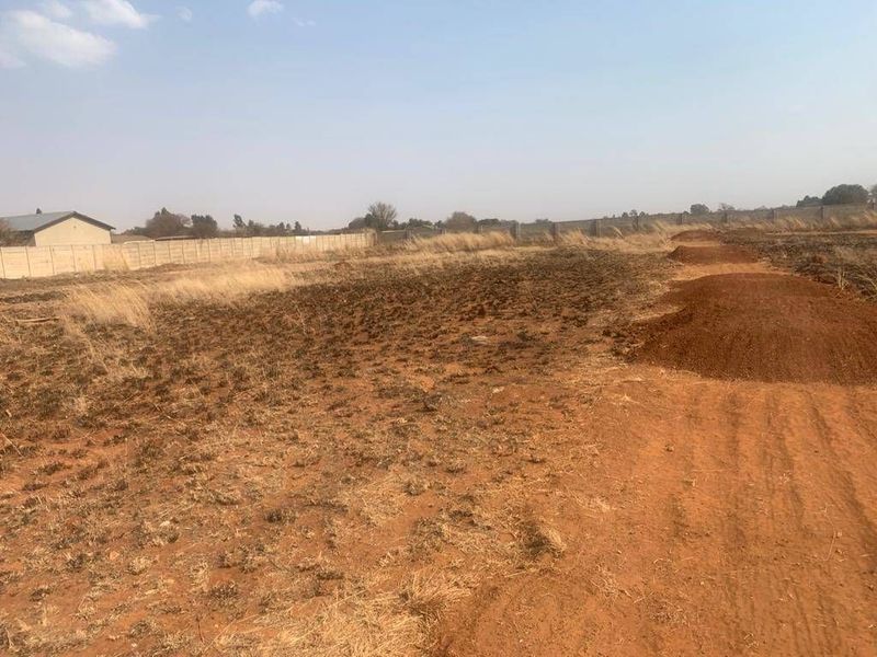 WELL POSITIONED 7500SQM VACANT LAND FOR SALE IN GOOD POSITION