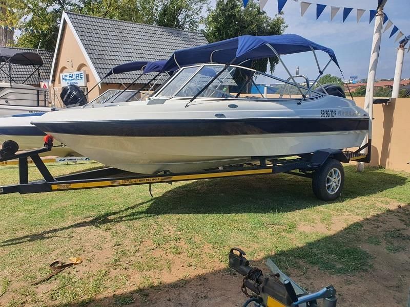 AVALANCHE 170 WITH 115HP MERCURY OUTBOARD MOTOR.