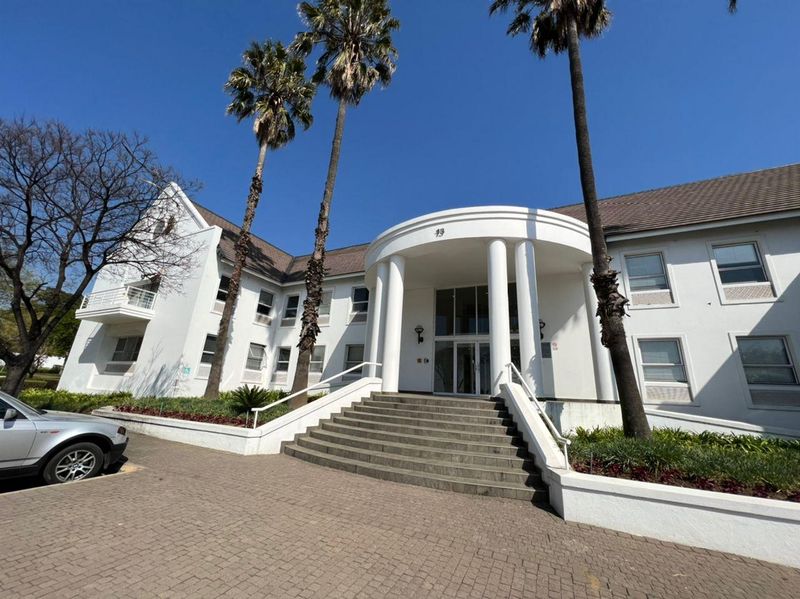 Pristine commercial office available for rental in upmarket Woodmead