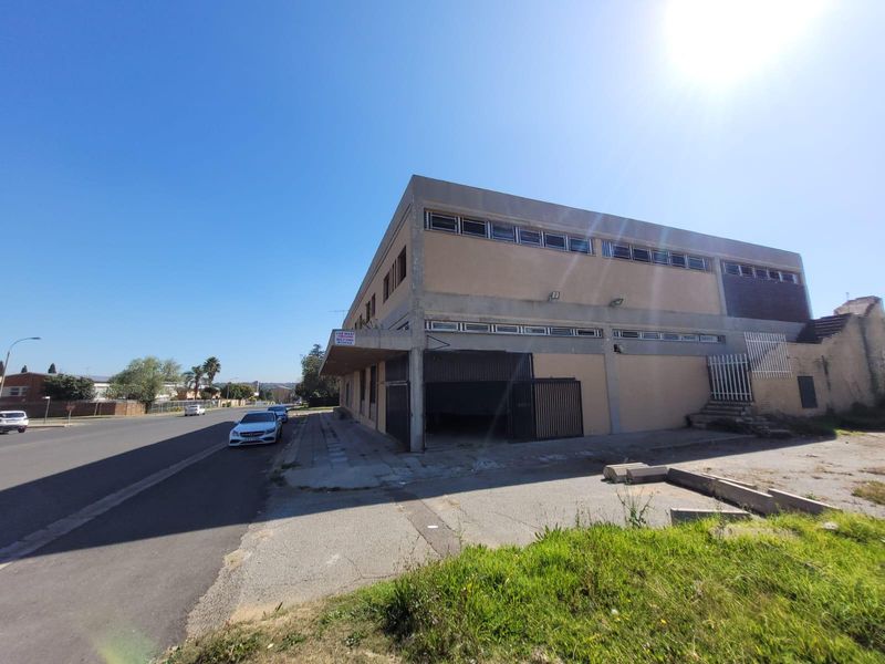 2,200 Freestanding Corner building available for sale in Kempton Park
