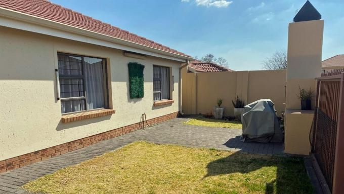 2 Bedroom with 1 Bathroom House For Sale in Secunda Mpumalanga