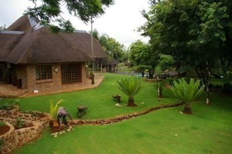 4 Bedroom House For Sale in Buffelspoort Eco Estate