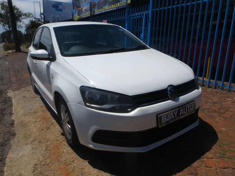 2019 Volkswagen Polo Vivo Hatch 1.4 Comfortline, White with 69000km available now!