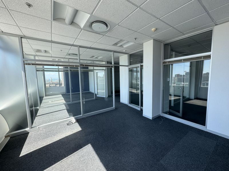 127m2 Office TO LET in Secure Building in Foreshore, Cape Town