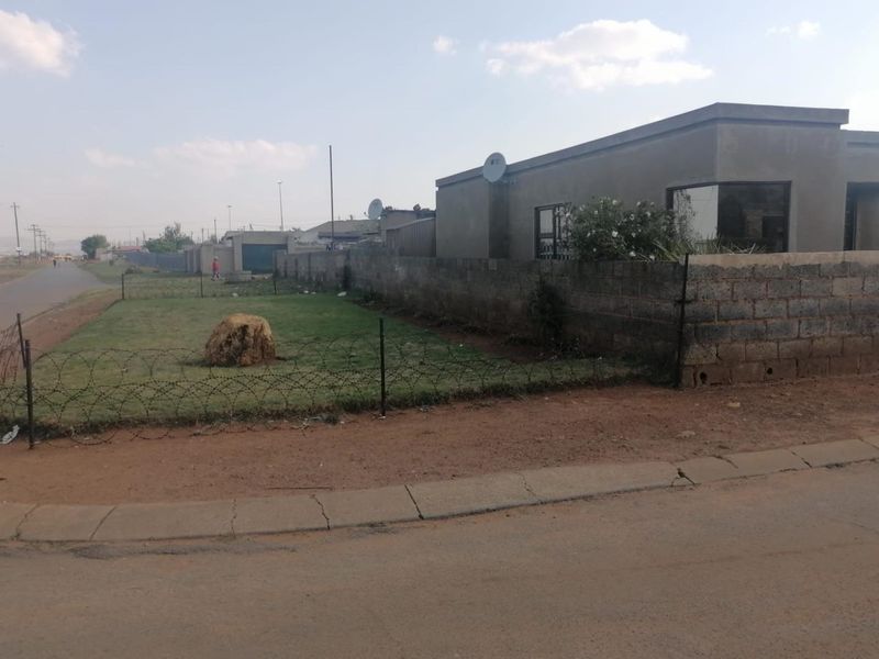 House for sale in Katlehong