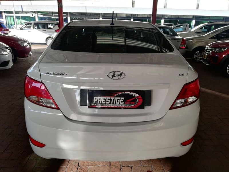 2017 Hyundai Accent 1.6 GL with ONLY 79856kms at PRESTIGE AUTOS 021 592 7844