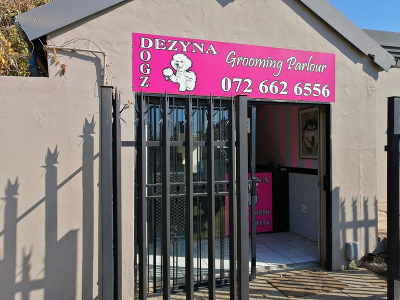 42m² Commercial To Let in Northmead at R6000.00 per m²
