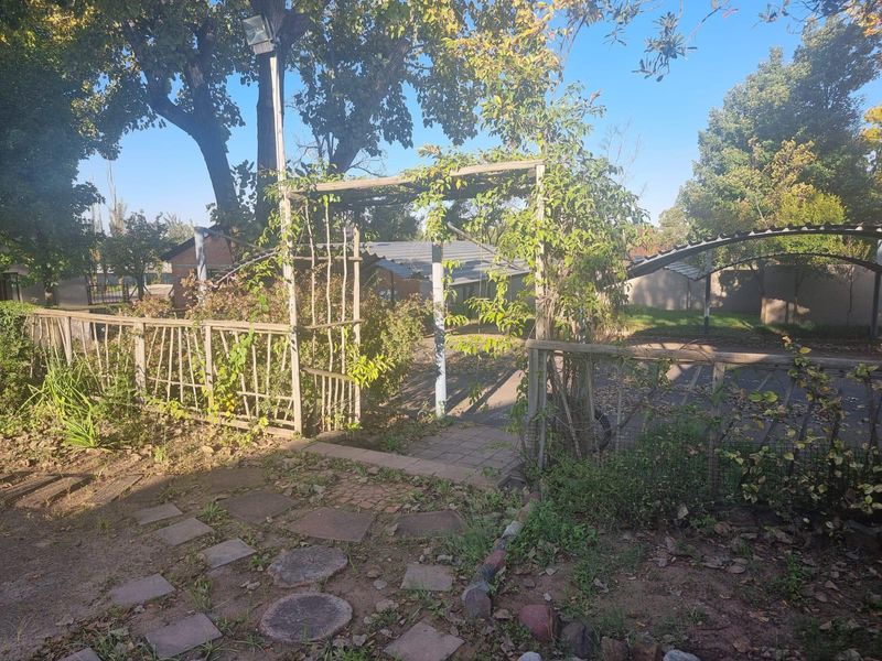 Pretoria Road | Benoni | Freestanding property to let