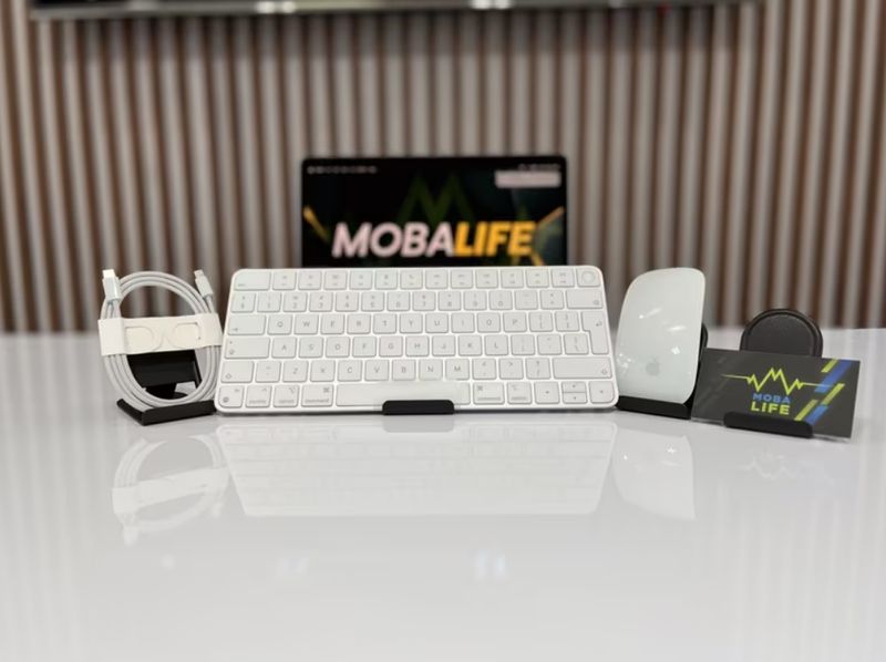 Apple Magic Keyboard (Touch ID) and mouse Brand new(12-month warranty)