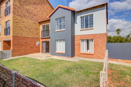 A 2-bedroom, 1-Bathroom property has become available in a very popular Estate near Annlin.