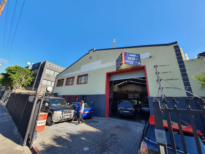 SPACIOUS 517SQM WORKSHOP WITH YARD CLOSE TO CAPE TOWN&#39;S CBD