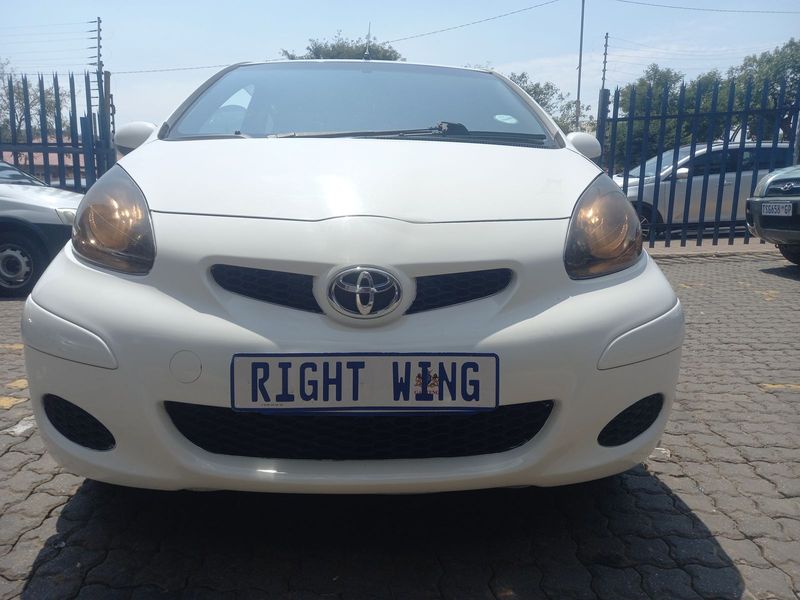 2012 Toyota Aygo 1.0 Fresh 3-Door, White with 89000km available now!