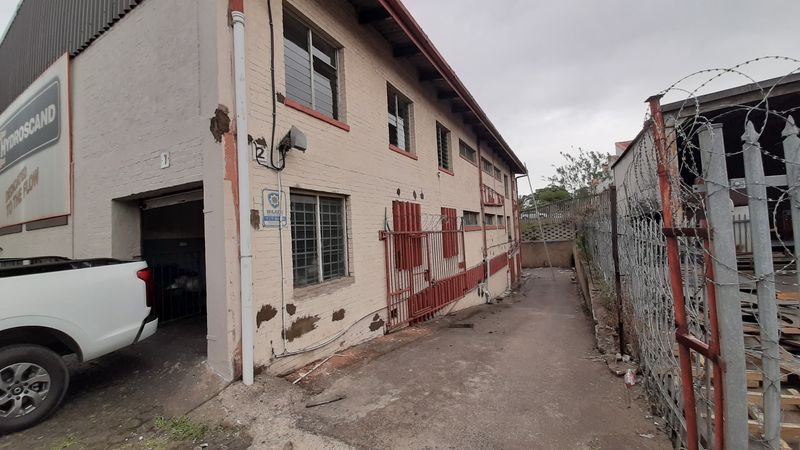 Secured 416sqm Warehouse Available in Pinetown Central