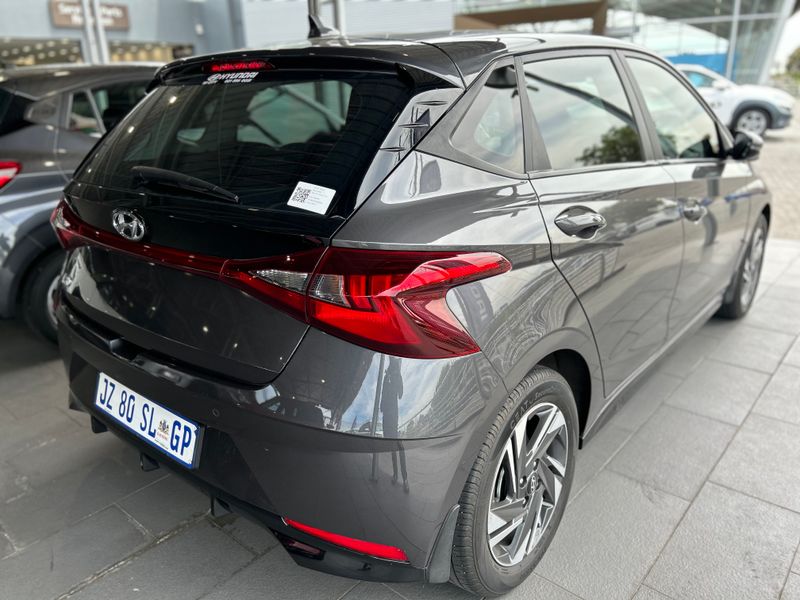 2021 Hyundai i20 MY21 1.2 Fluid for sale!