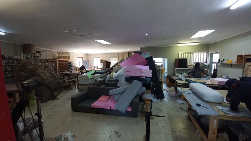 Mini units for sale in Rosenpark - Tyger valley