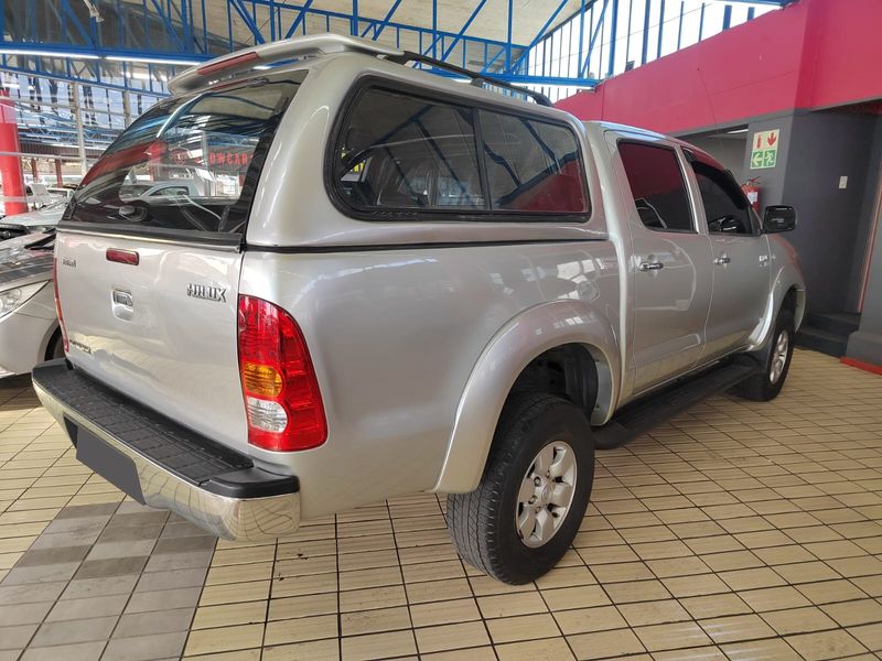 2008 Toyota Hilux 2.7 VVT-i D/CAB with 369897kms CALL BOITY 083 506 0587