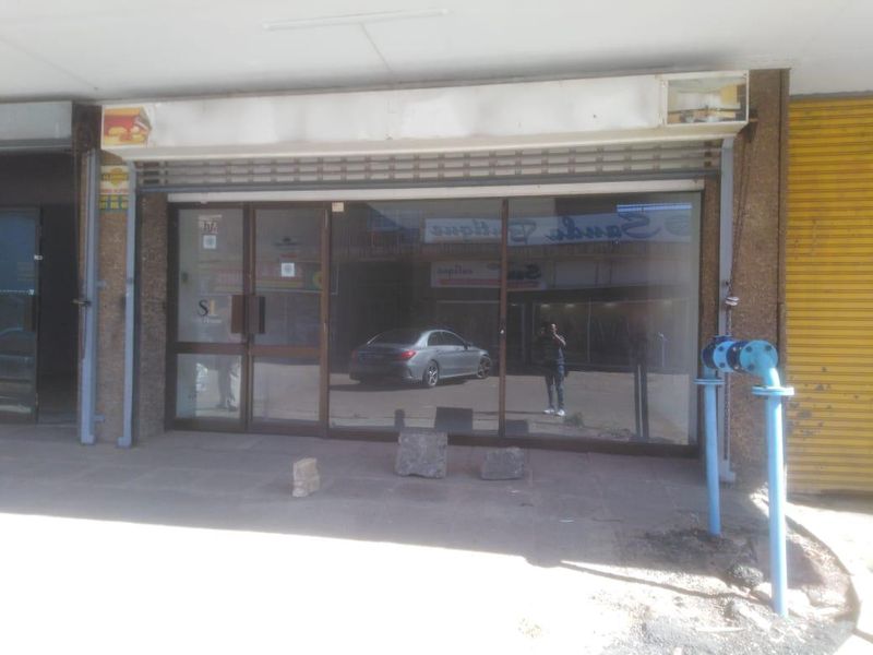 116m² Retail To Let in Lenasia at R15000.00 per m²