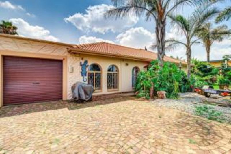 House in Kempton Park now available