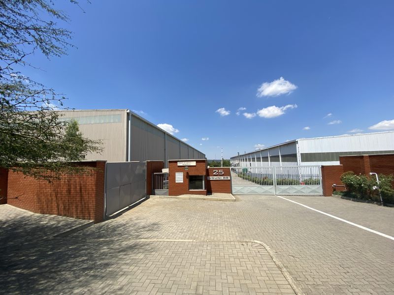 13088sqm Industrial/Warehouse space available to let immediately in Longmeadow Business Estate