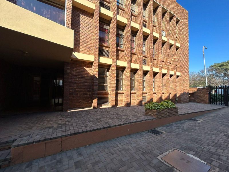 6 Fir Drive, Northcliff | Prime office space to Let
