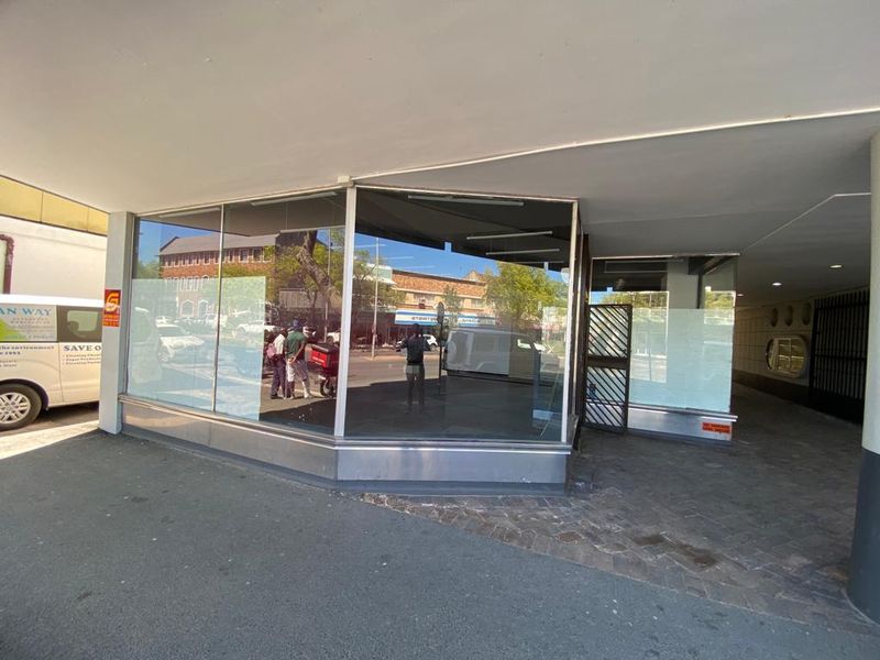 FOUNTAIN SQUARE | RETAIL SPACE TO RENT | SOMERSET WEST | 94SQM