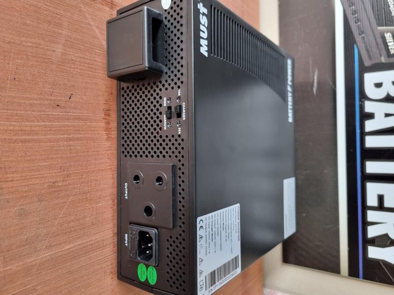 2.4KVA 1440W Modified Sine Wave Inverter