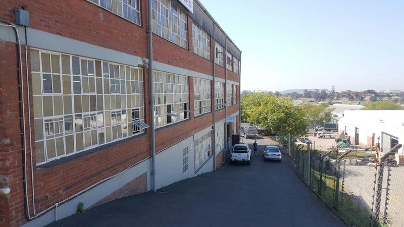 2300m2 INVESTMENT OPPORTUNITY - WESTMEAD