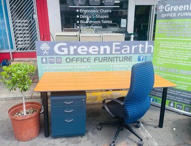 Milano cherry desk special