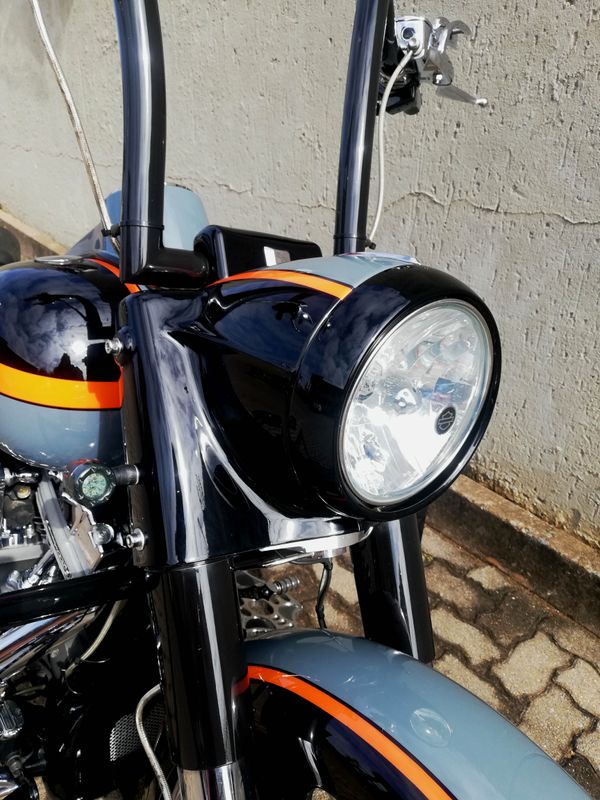 Stunning Customized CVO Road King Bagger!