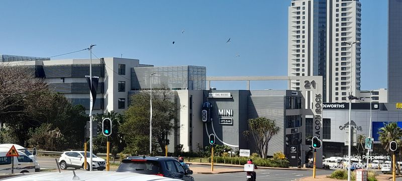 194m2 Retail unit available TO LET in Umhlanga Rocks