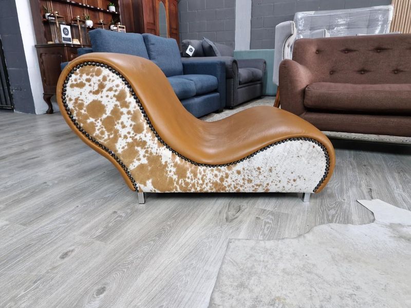 BRAND NEW - Genuine Leather and Nguni Hide Loop Chair - Unique, Modern and Stylish