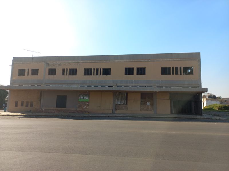 Commercial Building for Sale