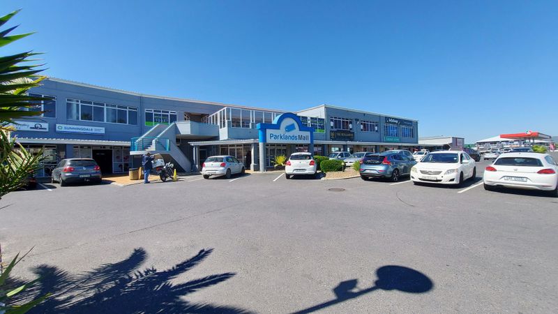 606m2 Commercial Retail TO LET in Parklands