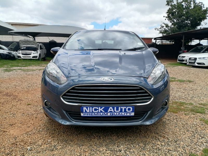 2015 Ford Fiesta 1.0 EcoBoost Titanium AT, Grey with 81000km available now!