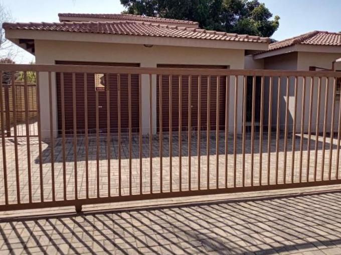 3 Bedroom with 1 Bathroom House For Sale Limpopo