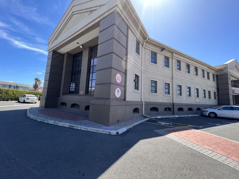 Beautiful A-grade offices with Back-up Power in central Milnerton location