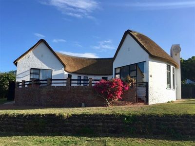 Stilbaai Family Holiday Home