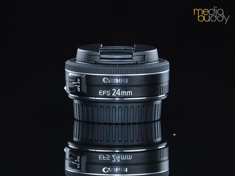 Canon EF-S 24mm f/2.8 STM Pancake Lens